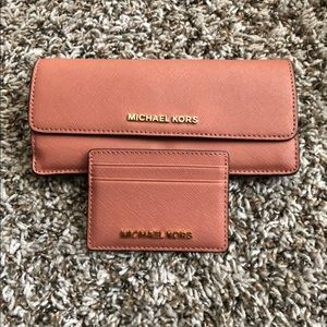 (SOLD) Michael Kors Wallet